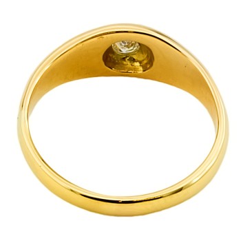 18ct Gold Diamond Ring size K